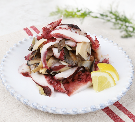 연관상품 Octopus salad with freshwater snail meat, top-shell meat